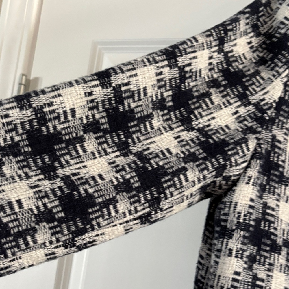 Navy and White Patterned Coat NWT - Picture 4 of 10